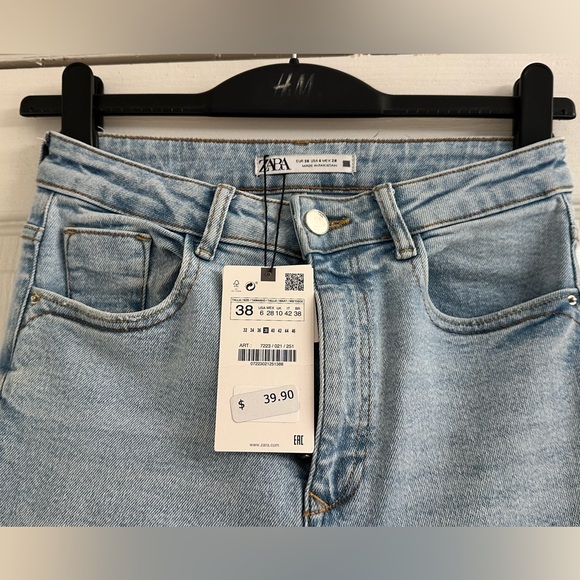 High-waisted flare fit jeans ZARA - Picture 3 of 7